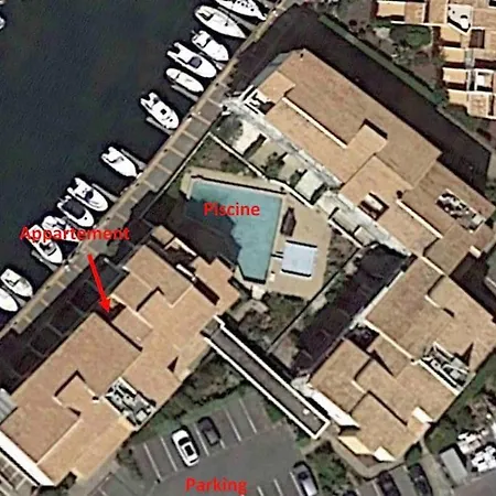 Cap'nomad Cote - Balcon - Piscine - Parking * Агд