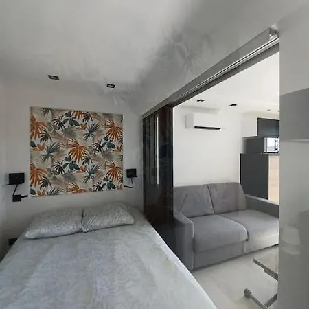 Cap'nomad Cote - Balcon - Piscine - Parking *