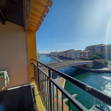 Cap'nomad Cote - Balcon - Piscine - Parking Apartment